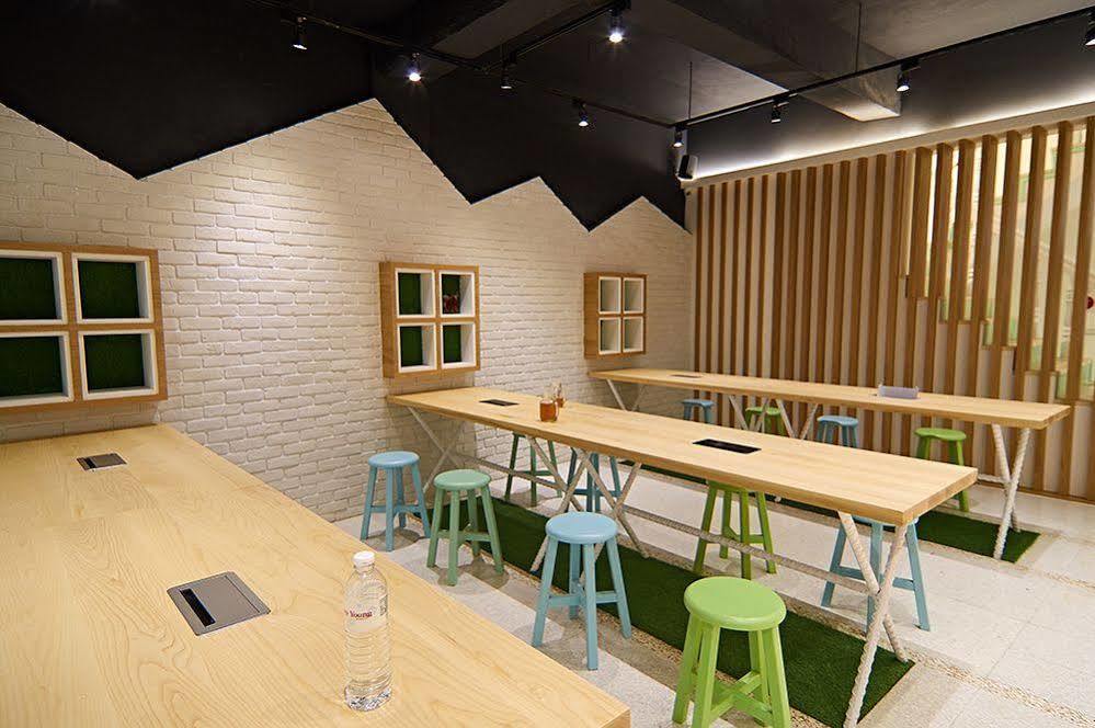 East Hostel Jiaoxi Dış mekan fotoğraf